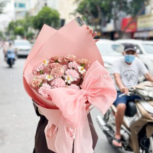 Hoa Bó Cẩm Chướng Hồng Nơ Lụa S459