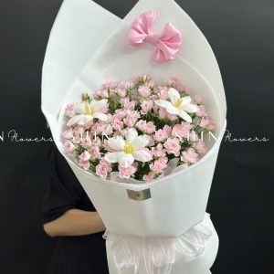 Bó Hoa Hồng Chùm Điền Mật Mix Tulip S491