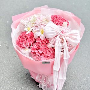 Hoa Bó 5 Cẩm Tú Cầu Hà Lan Mix 10 Tulip S499