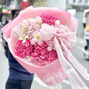 Hoa Bó 5 Cẩm Tú Cầu Hà Lan Mix 10 Tulip S499