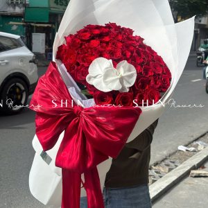 Bó hoa 40 Hồng Đỏ mix lan hồ điệp và Nơ S497