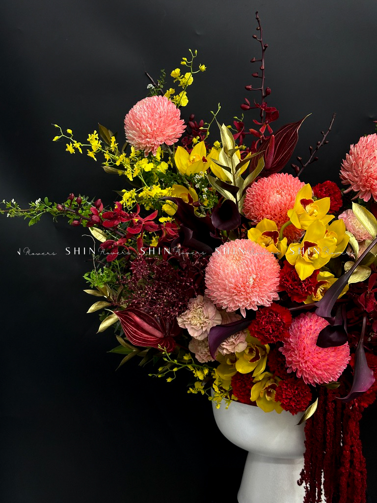 Lẵng Hoa Thiết Kế Tone đỏ sang trọng H125