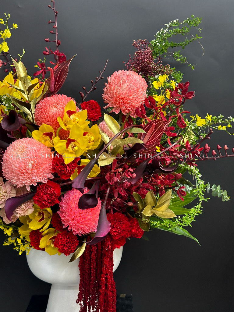 Lẵng Hoa Thiết Kế Tone đỏ sang trọng H125