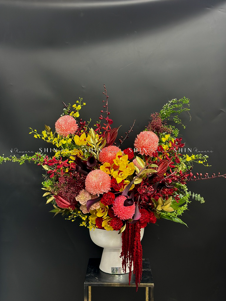 Lẵng Hoa Thiết Kế Tone đỏ sang trọng H125