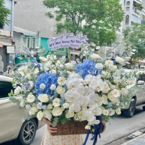 Lẵng Hoa chúc mừng Tone Xanh Sang Trọng H129