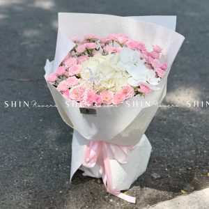 Bó Hoa Hồng Chùm Điền Mật mix Tú Cầu Trắng S551