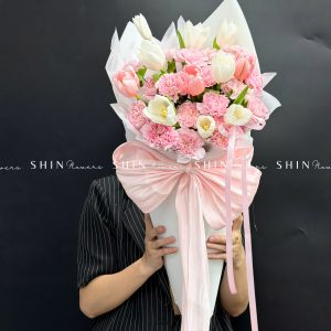 Cây Kem hoa cẩm chướng và tulip hồng S569