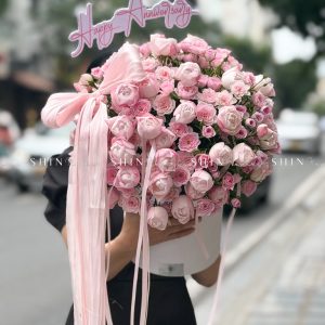 Hộp hoa hồng chùm điền mật và hồng chùm Plume H139