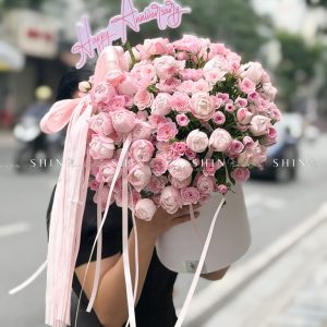 Hộp hoa hồng chùm điền mật và hồng chùm Plume H139