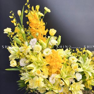 Lẵng Hoa Trăng Vàng Phú Qúy H138