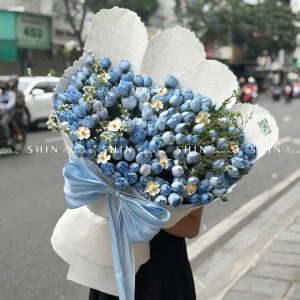 Bó Hoa Hồng tiểu tiên nữ - Plume Xanh Dương Khổng lồ S581