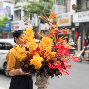 Lẵng Hoa địa lan vàng H149