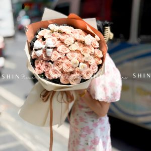 Hoa Bó Hoa Hồng Capuchino S609