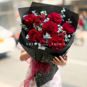 Hoa Bó 7 Mẫu Đơn Đỏ Old Faithful S604