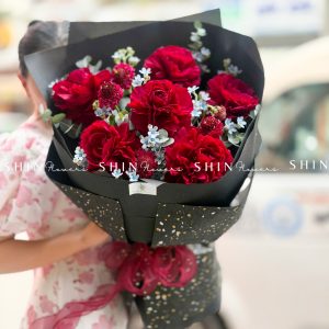 Hoa Bó 7 Mẫu Đơn Đỏ Old Faithful S604