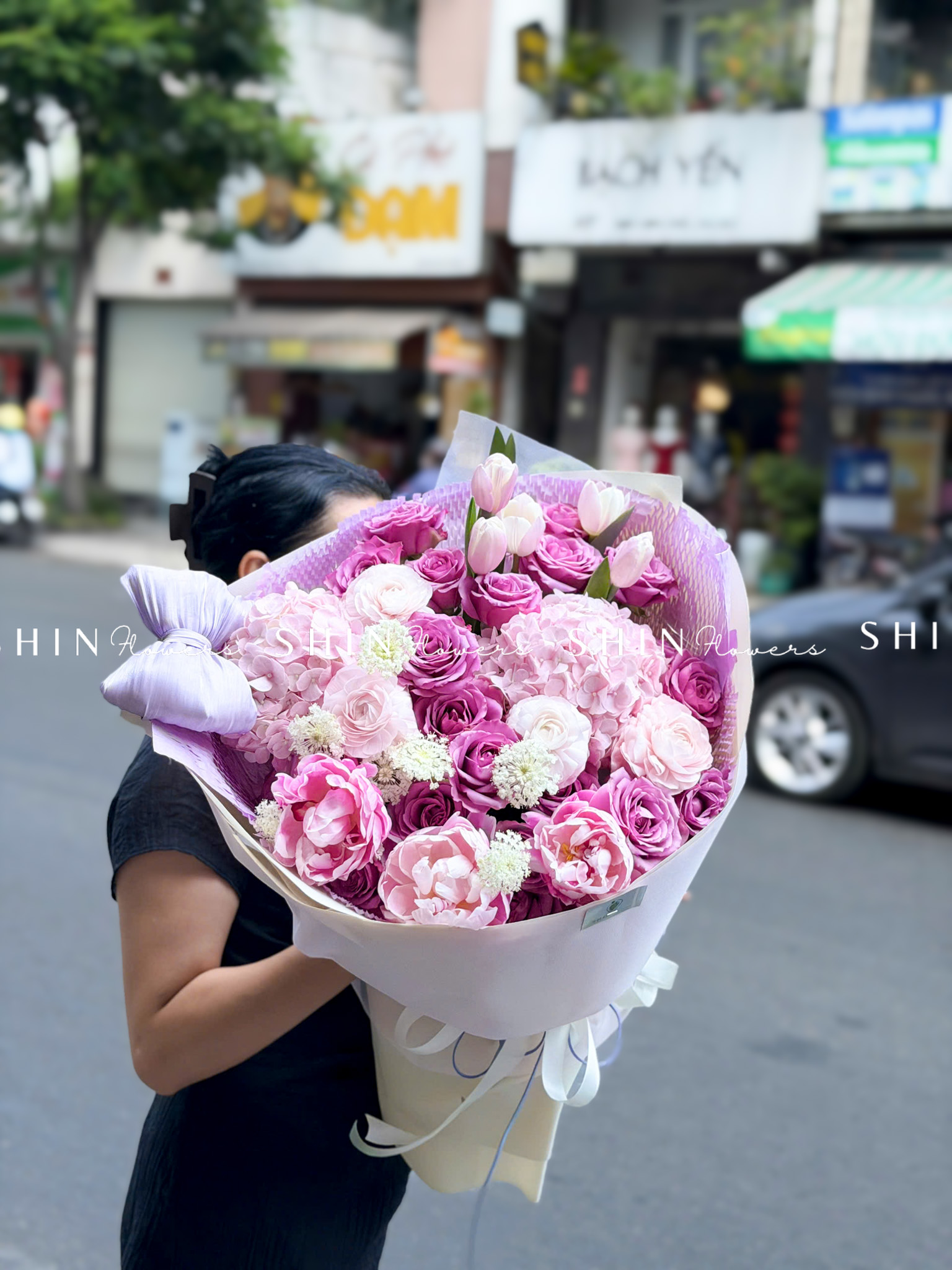 Hoa Bó Mẫu đơn mix Mao Lương Hồng Nhật Bản mix Tulip tím S675