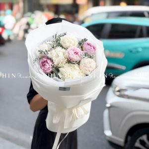 Hoa Bó Mẫu Đơn Trắng 5 Bowl Of Cream Mix 3 sarah Hồng S672