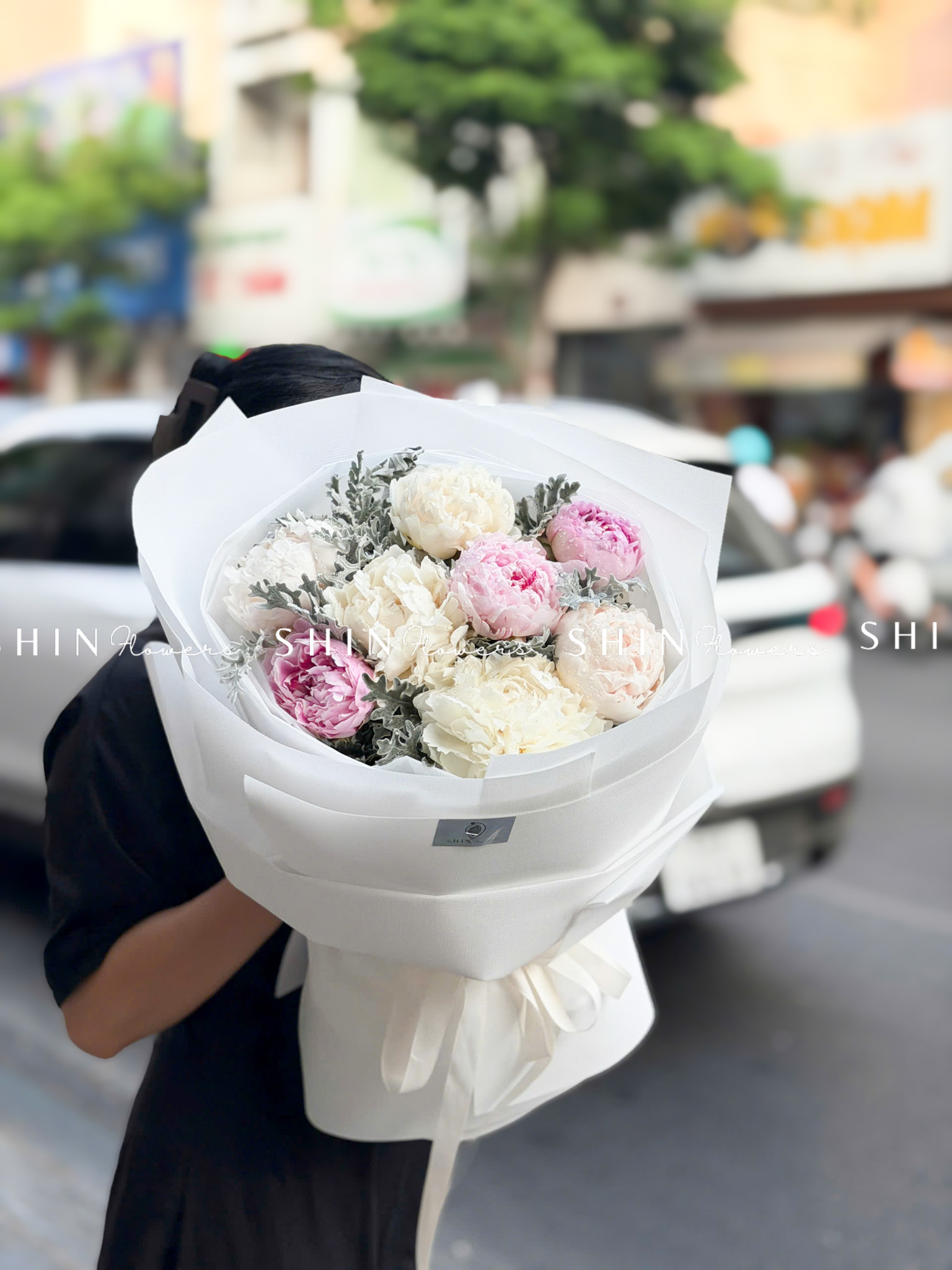Hoa Bó Mẫu Đơn Trắng 5 Bowl Of Cream Mix 3 sarah Hồng S672