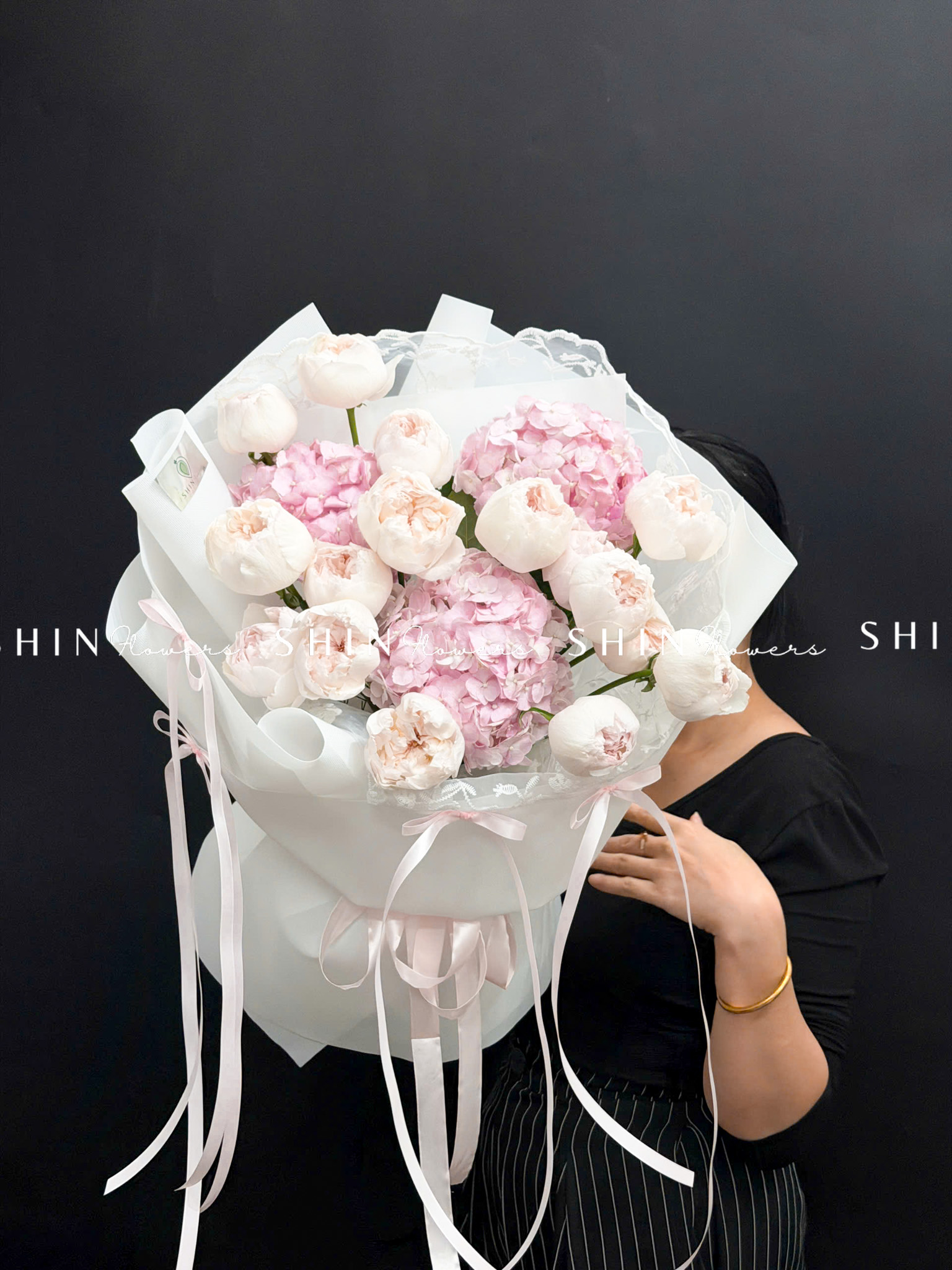 Hoa Bó hoa hồng Cute White Rose mix 3 cẩm tú cầu hồng S648