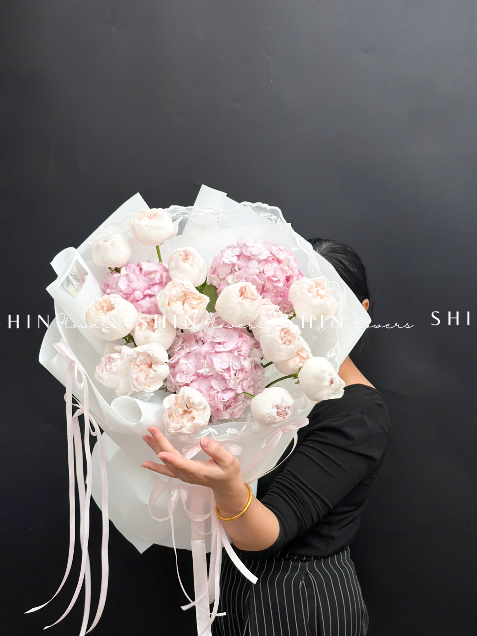 Hoa Bó hoa hồng Cute White Rose mix 3 cẩm tú cầu hồng S648