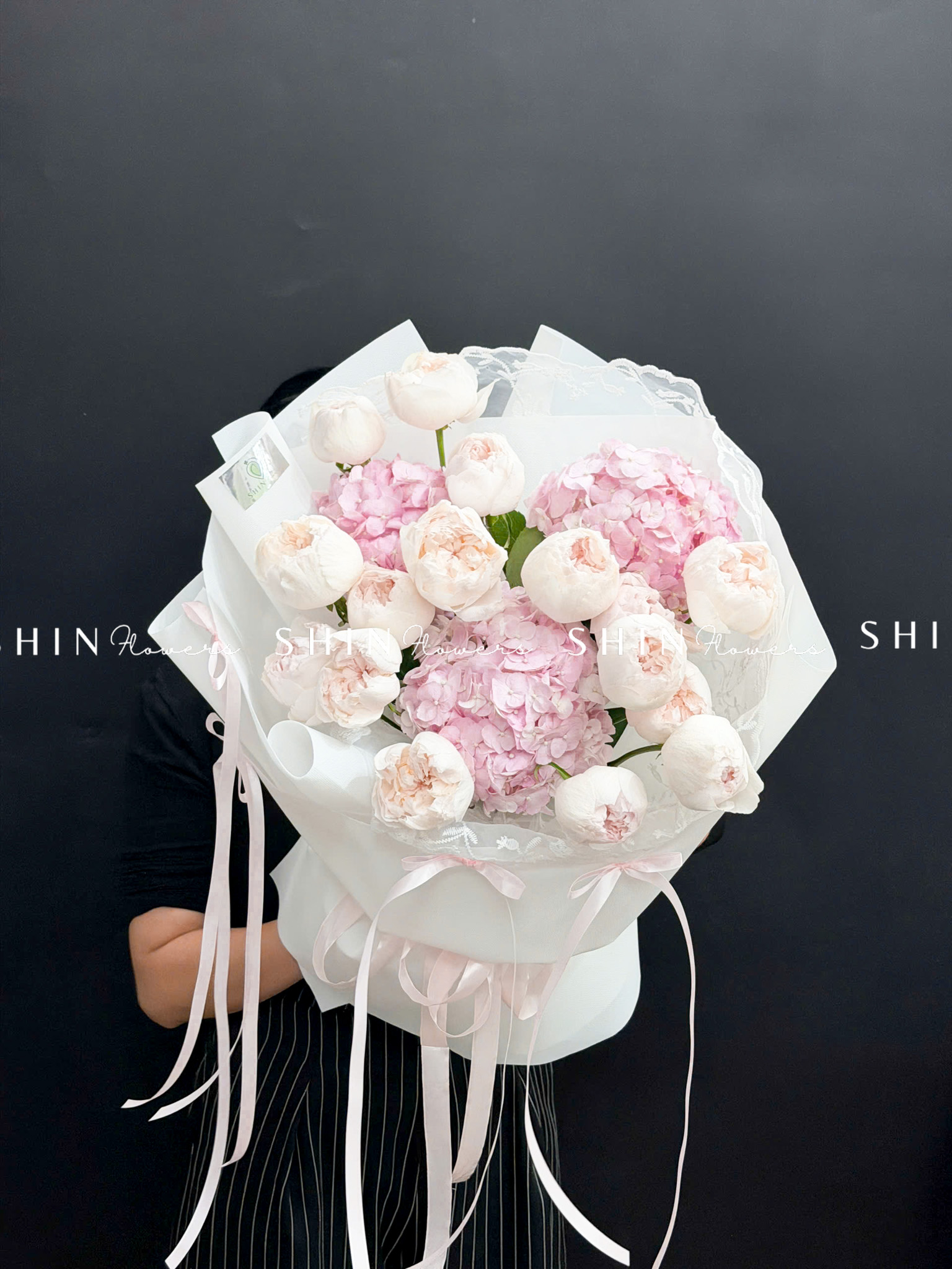 Hoa Bó hoa hồng Cute White Rose mix 3 cẩm tú cầu hồng S648