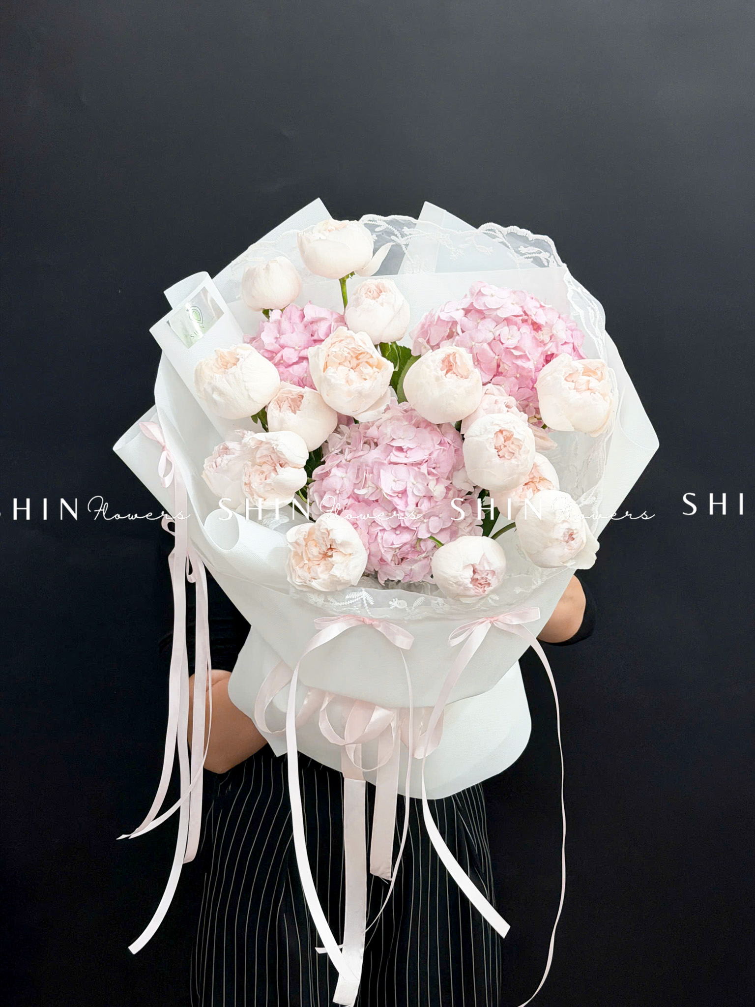 Hoa Bó hoa hồng Cute White Rose mix 3 cẩm tú cầu hồng S648