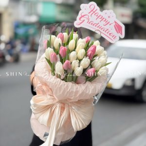 Bó Hoa 30 Tulip Hồng mix trắng S641