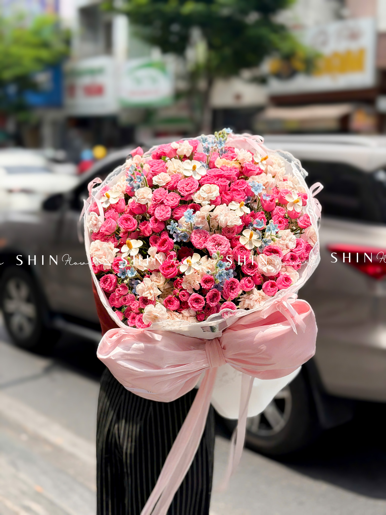 Bó Hoa Hồng Chùm Sophie Siêu To S646