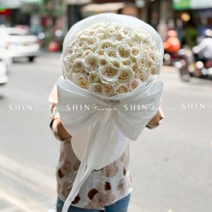 Bó Hoa 40 hồng trắng White Ohara S643