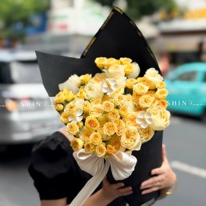 Bó Hoa cây kem hoa Hồng vàng Victo S668