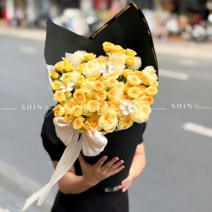 Bó Hoa cây kem hoa Hồng vàng Victo S668
