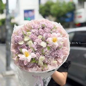 Hoa Bó Cẩm Chướng Tím mix Tulip cầu S651