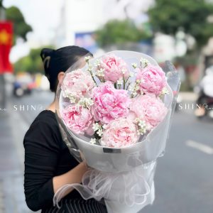 Hoa Bó 7 Mẫu Đơn Sarah Hồng Mix tweedia trắng S658