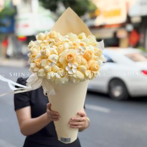 Bó Hoa cây kem hoa Hồng vàng Victo S665