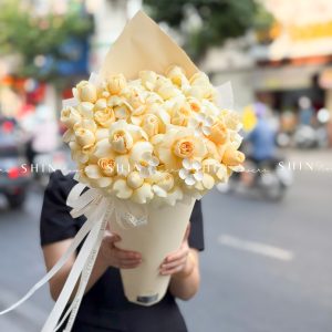 Bó Hoa cây kem hoa Hồng vàng Victo S665