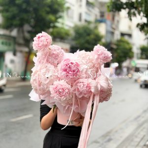 Hộp hoa Tú cầu mix Mẫu Đơn Sarah H158