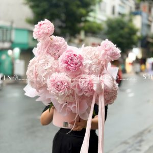 Hộp hoa Tú cầu mix Mẫu Đơn Sarah H158