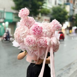 Hộp hoa Tú cầu mix Mẫu Đơn Sarah H158