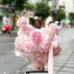Hộp hoa Tú cầu mix Mẫu Đơn Sarah H158