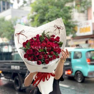Bó Hoa Hồng chùm Red Piano - Red Lace S702