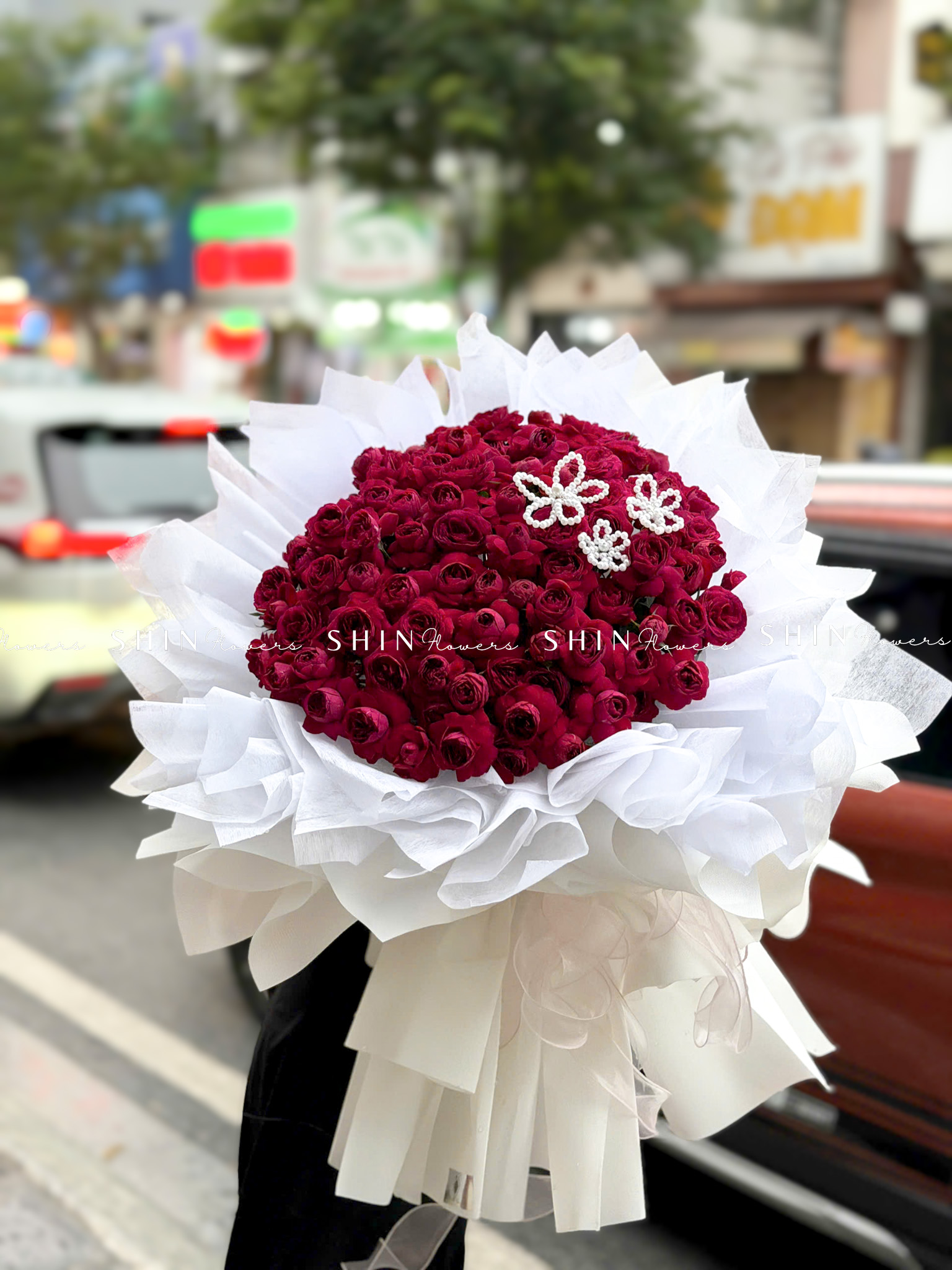Bó Hoa Hồng chùm Red Piano - Red Lace S697