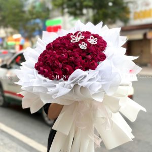 Bó Hoa Hồng chùm Red Piano - Red Lace S697