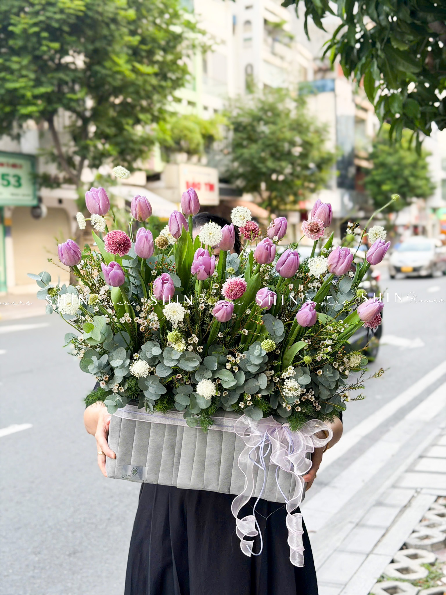 Hộp Hoa 20 Tulip Tím Hà Lan H159