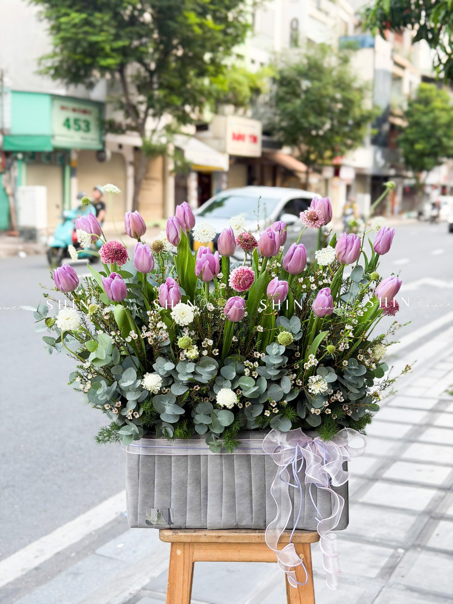 Hộp Hoa 20 Tulip Tím Hà Lan H159