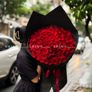 Bó hoa 100 Hoa Hồng Đỏ S713
