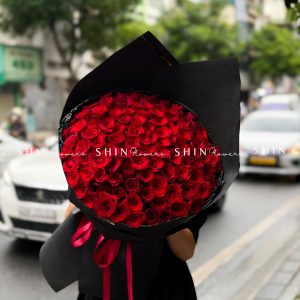 Bó hoa 100 Hoa Hồng Đỏ S713