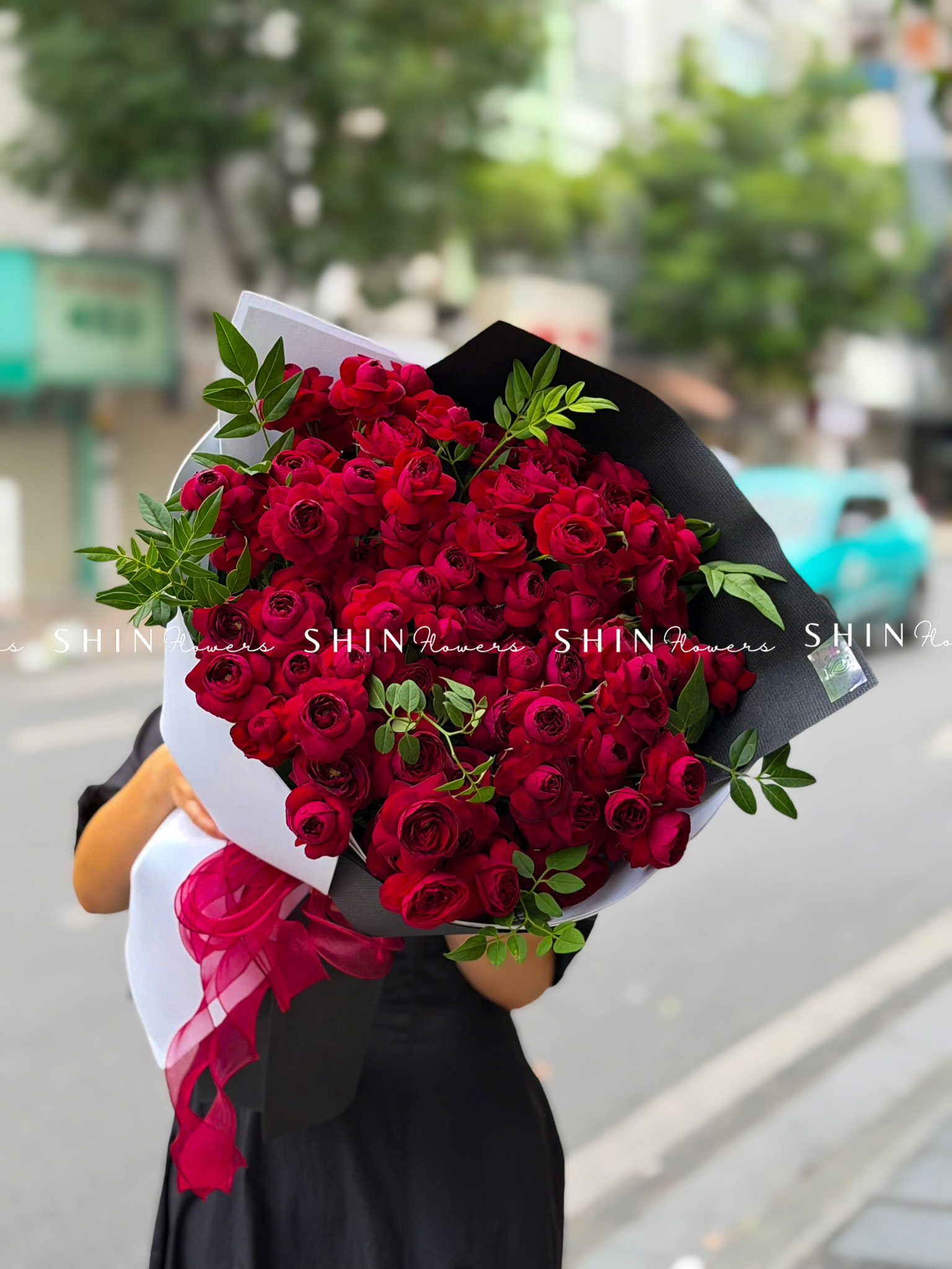 Bó Hoa Hồng chùm Red Piano - Red Lace S721