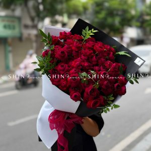 Bó Hoa Hồng chùm Red Piano - Red Lace S721